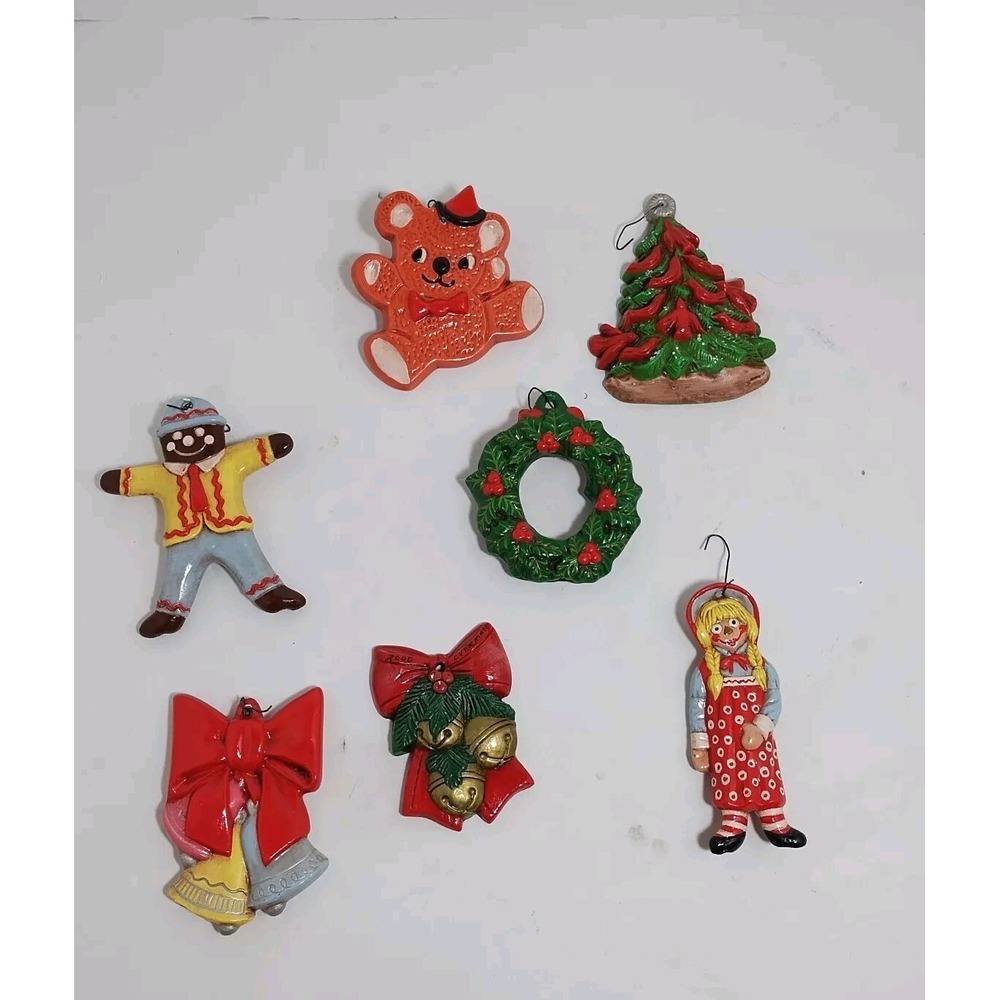 Vtg 7 Glass Christmas Ornaments Tree Wreath Bells Gingerbread Scarecrow Bear Lot